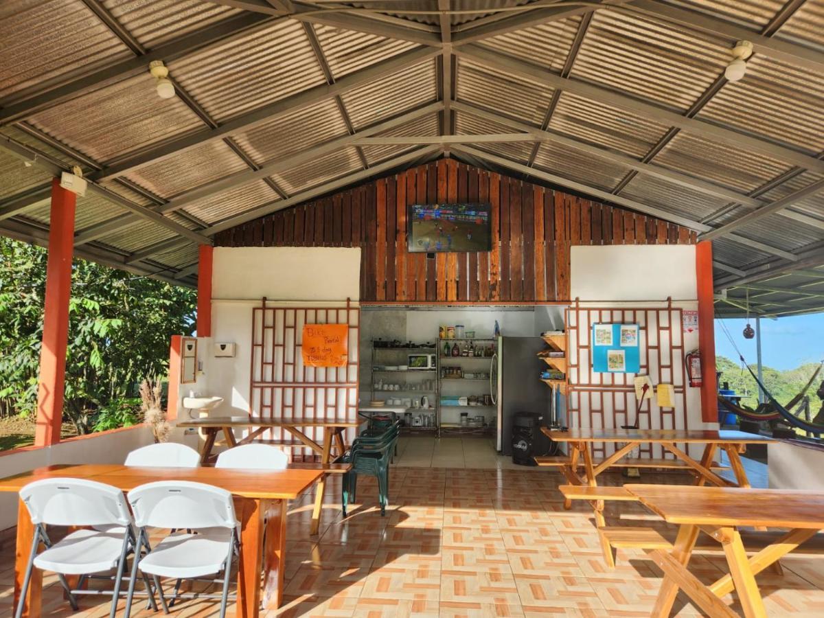 Aparthotel La Pina, Rio Celeste Extérieur photo
